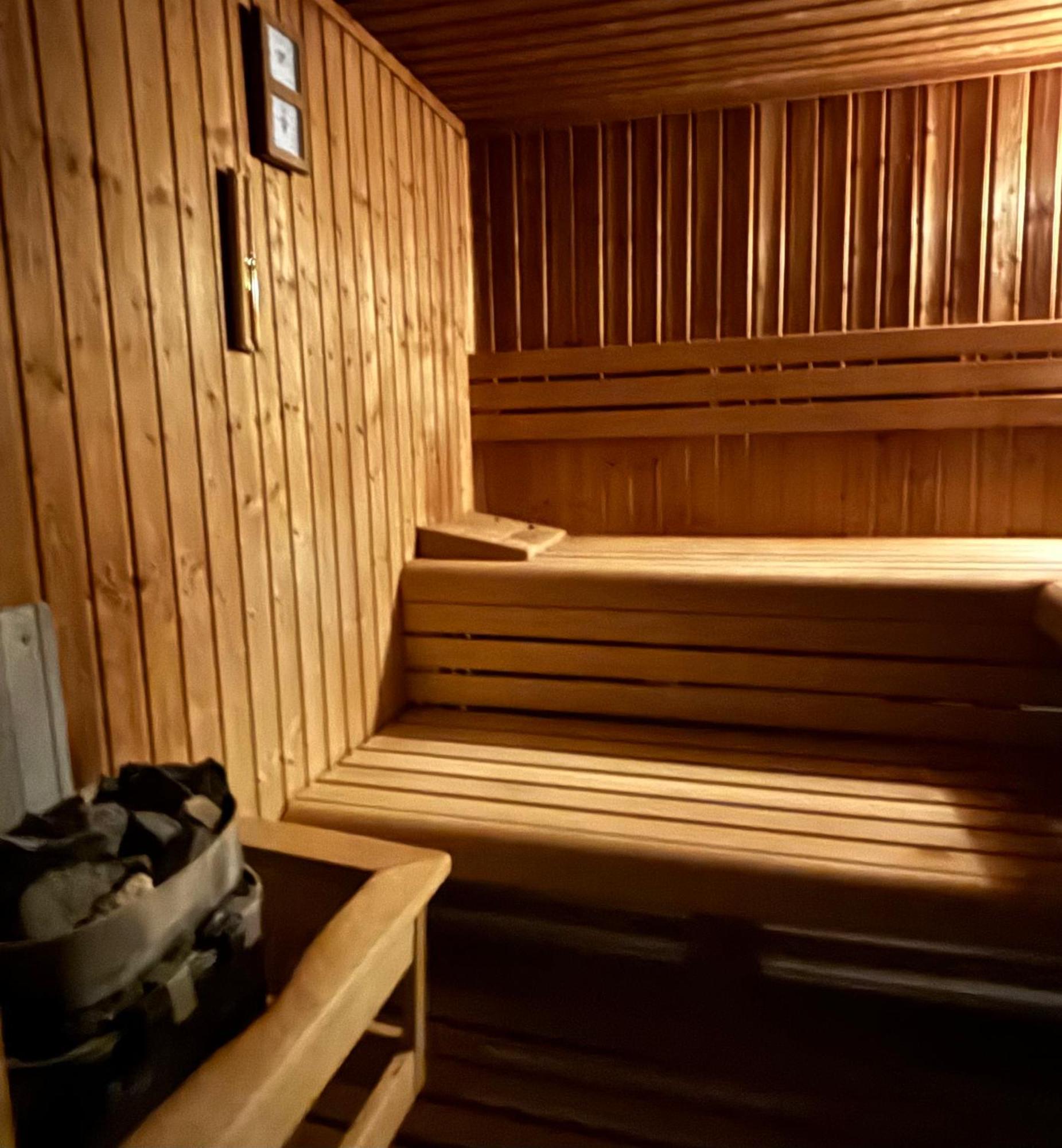 Club218 The Sunset - Wellness Apartment 시오포크 외부 사진