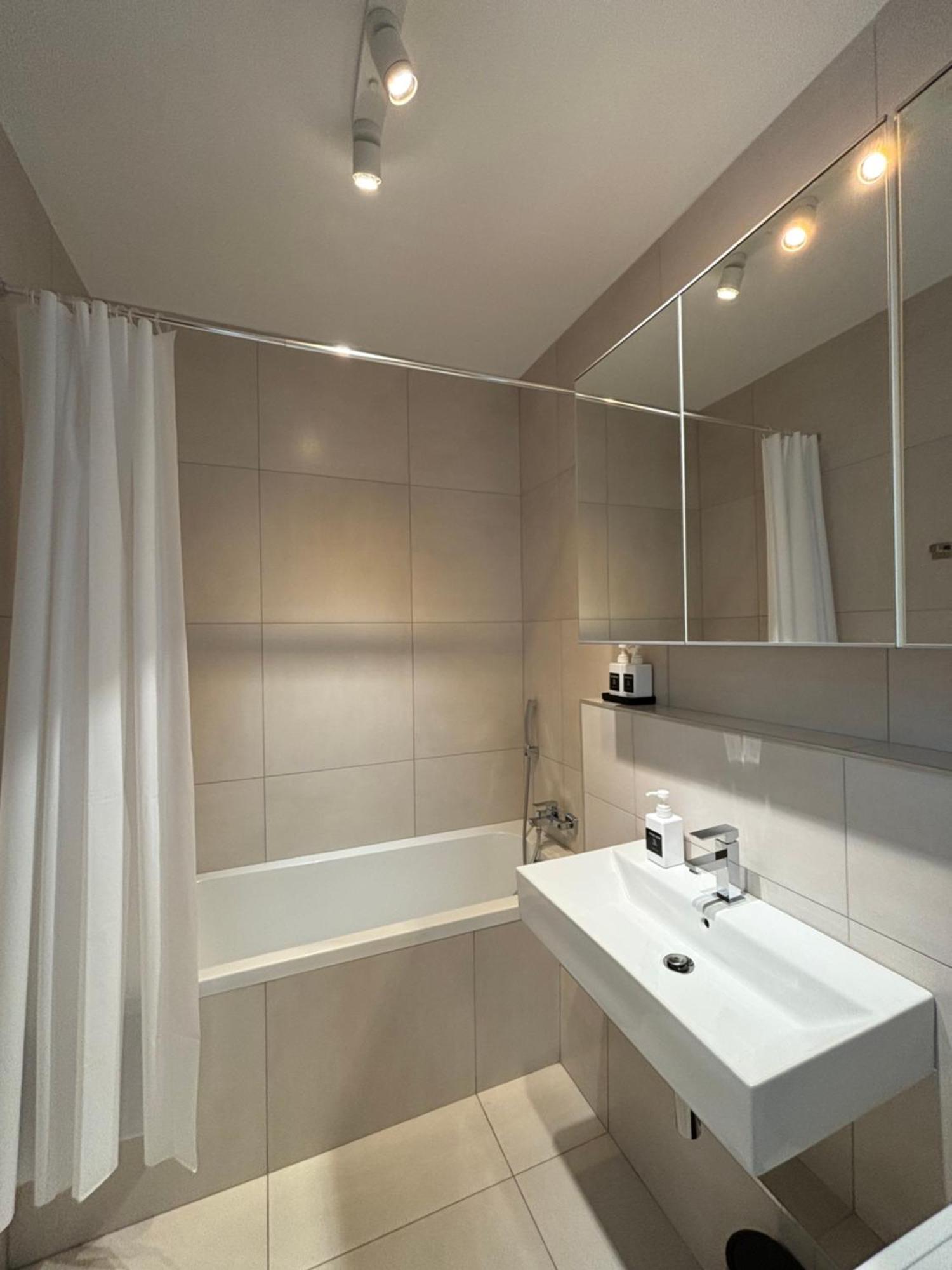 Club218 The Sunset - Wellness Apartment 시오포크 외부 사진